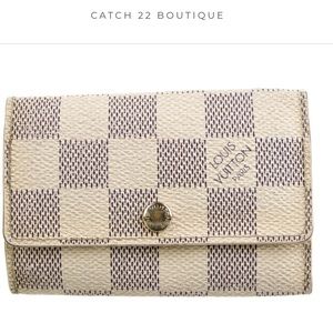 Louis Vuitton Cream Damier Azur 6 Key Holder